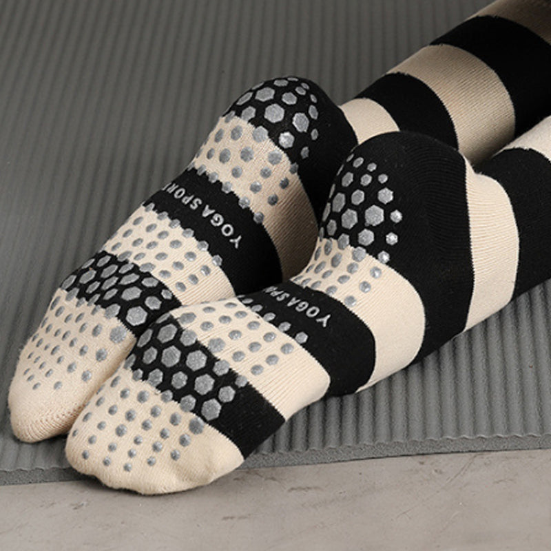 Stripe Design Yoga Sports Socks With Environmental Grip Sole